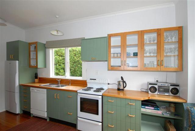 One Panama Villa Martinborough Bagian luar foto